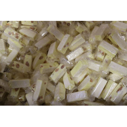 Vrac dominos de nougat tendre Citron 15% d'amandes - 3 kg